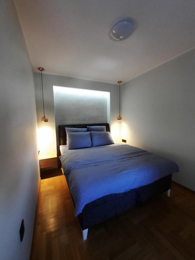 Apartment Pleasure Lux Novi Sad Exterior foto
